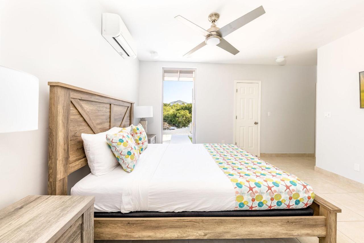 New Tropical Waterfront Cooper Jack Bay Villas Five Cays Settlement 外观 照片